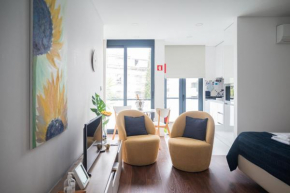 Sunflower Luxury Loft w AC Downtown and Metro